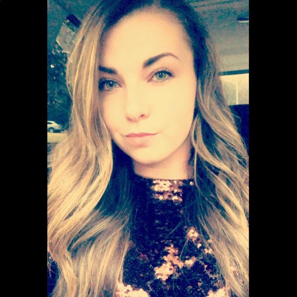 Meet your Posher, Sarah - Picture 2 of 7